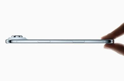 谢通门苹果维修点分享iPhone 17 Air自动关机电源故障解析 